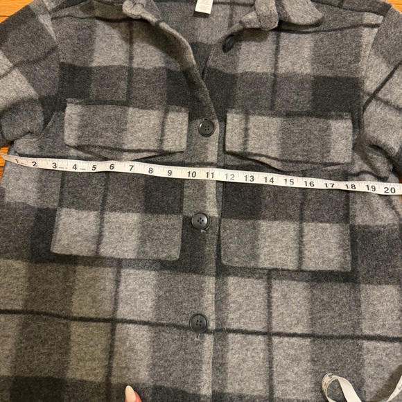 H&M Gray Black Plaid Long Shacket Size XS NWOT - Picture 9 of 12